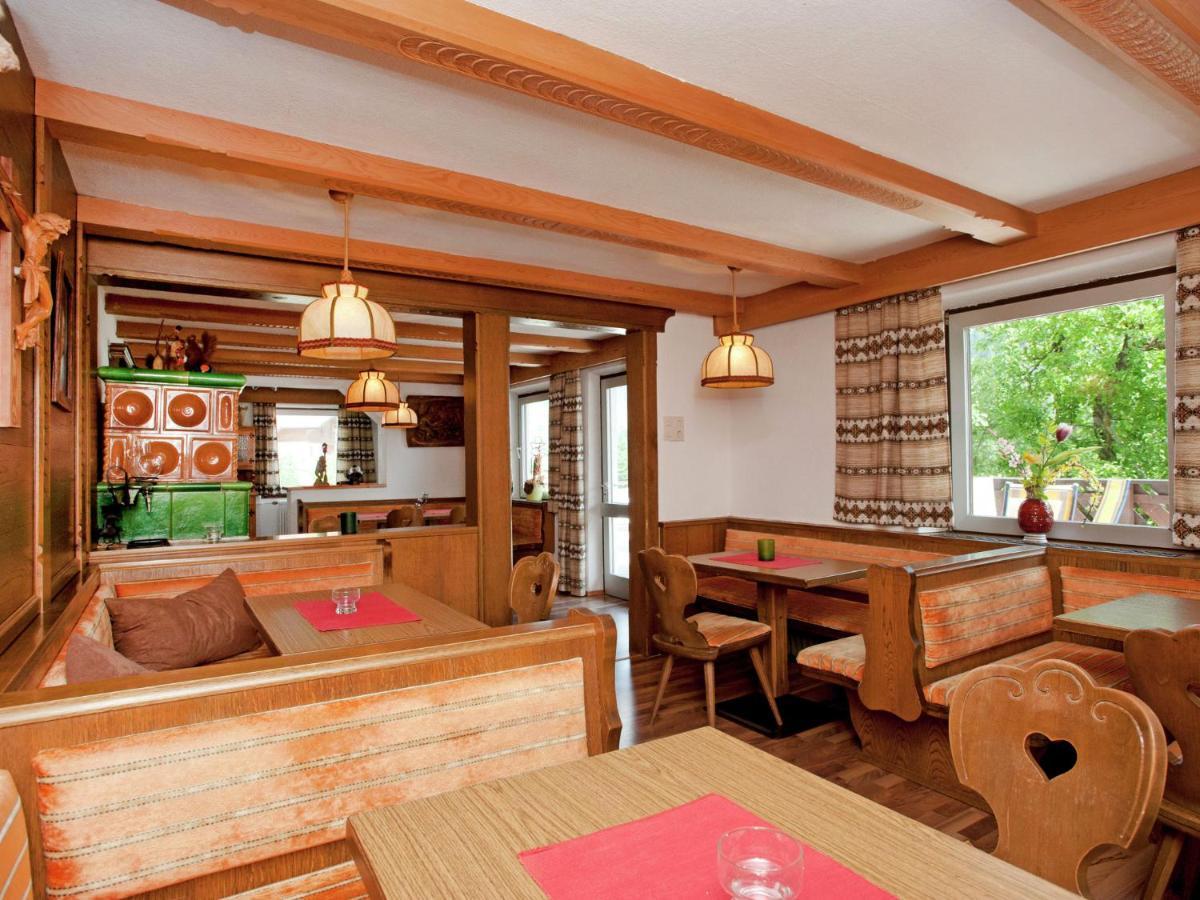 Spacious Holiday Home In Wenns Near Ski Area מראה חיצוני תמונה